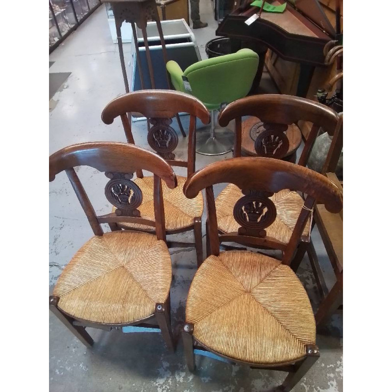 LOT DE 4 CHAISES ASSISES PAILLEES MOTIF VASE 