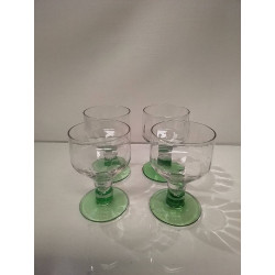 LOT DE VERRES A PIED 