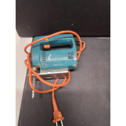 SCIE SAUTEUSE BLACK ET DECKER