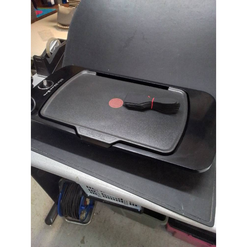 PLANCHA TEFAL