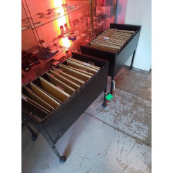 RANGE DOCUMENT METAL LA PIECE