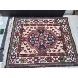 TAPIS PETIT MODÈLE 62X52