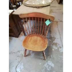 LOT DE 4 CHAISES ANCIENNES 