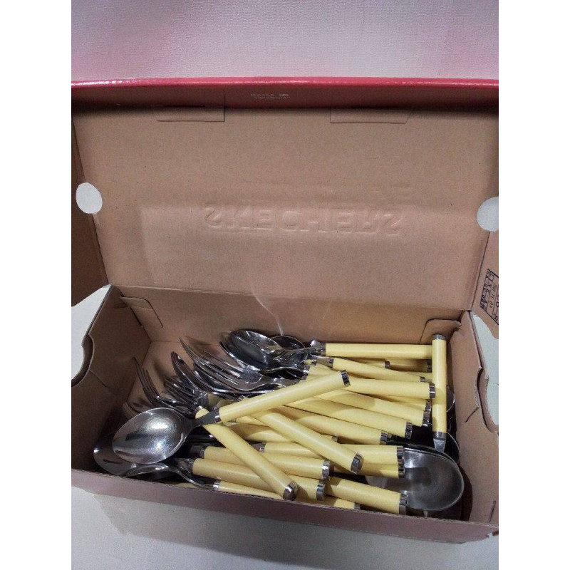 LOT COUVERTS VILLEROY ET BOCH JAUNE 