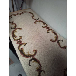 TAPIS LAINE TON BEIGE FAIT...