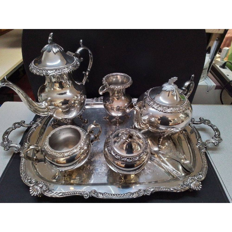 SERVICE A THÉ ANGLAIS MOTIF COQUILLAGES ET FLEURS 