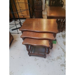 LOT 3 TABLES GIGOGNES LA PIECE
