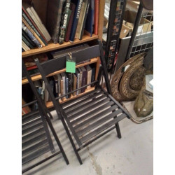 CHAISE PLIANTE 