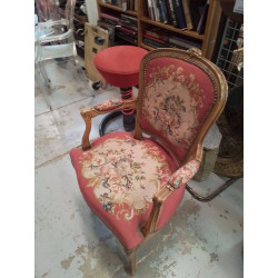 FAUTEUIL STYLE LOUIS XV 