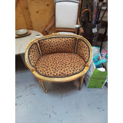 FAUTEUIL STYLE LOUIS XVI...