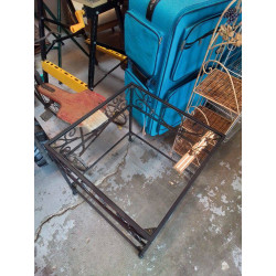 TABLE BASSE METAL ET VERRE 