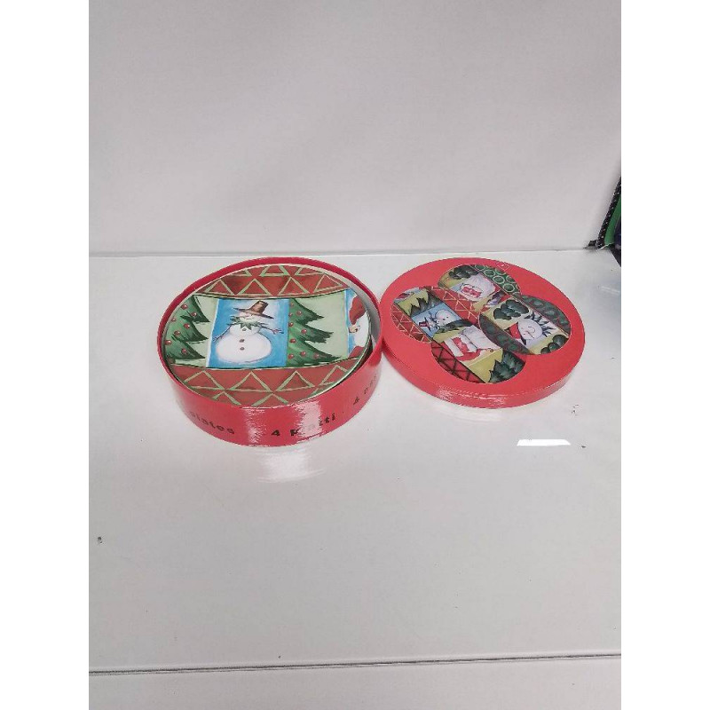 LOT 4 ASSIETTES DECO NOEL