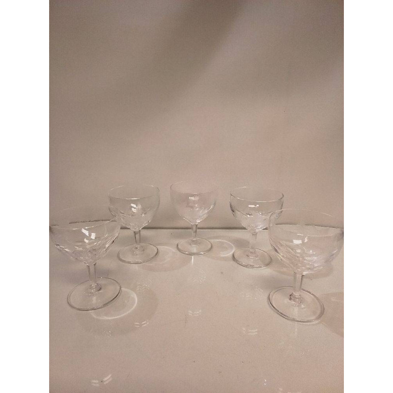 LOT DE VERRES CRISTAL CISELÉS 