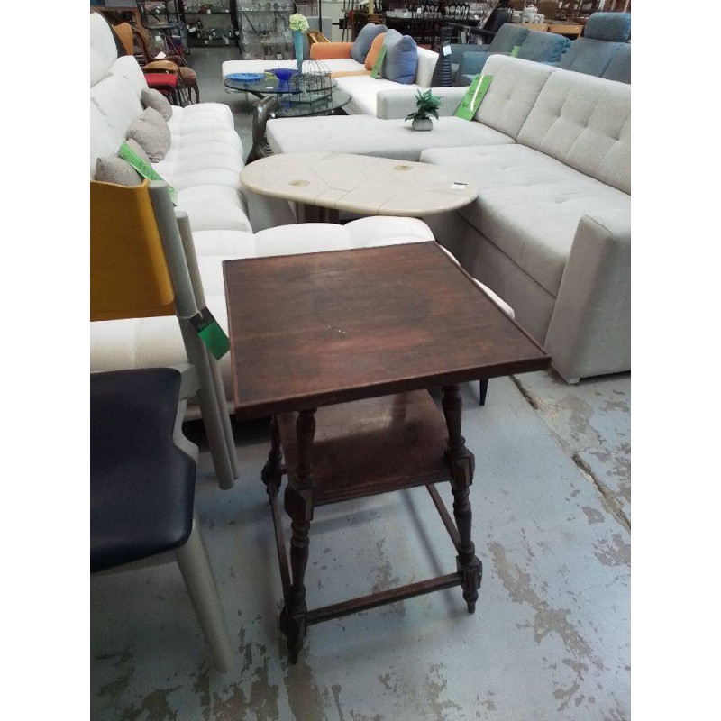 MEUBLE D’APPOINT BOIS MASSIF 