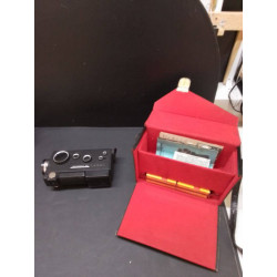 CAMERA M8 AVEC ÉTUI ET FILMS 