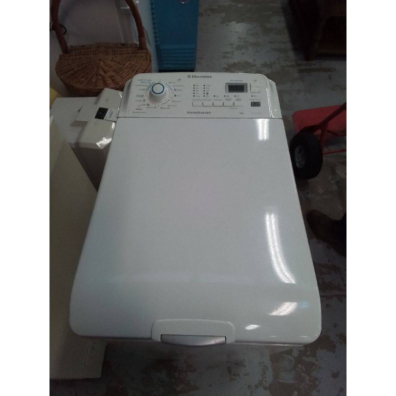 MACHINE A LAVER ELECTROLUX 