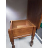 TABLE BASSE EN CHENE AVEC COFFRE 