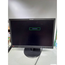 ECRAN THINKVISION LENOVO 