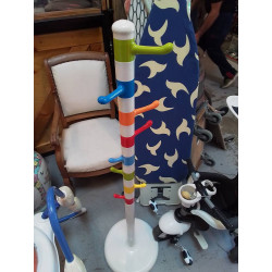 PORTE MANTEAUX ENFANTS