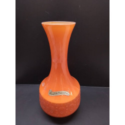 VASE VINTAGE OPALINE 