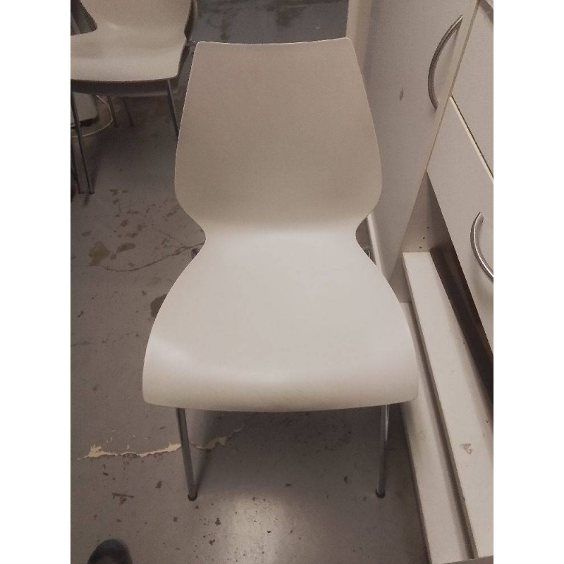 CHAISE EMPILABLE KARTELL MAUI