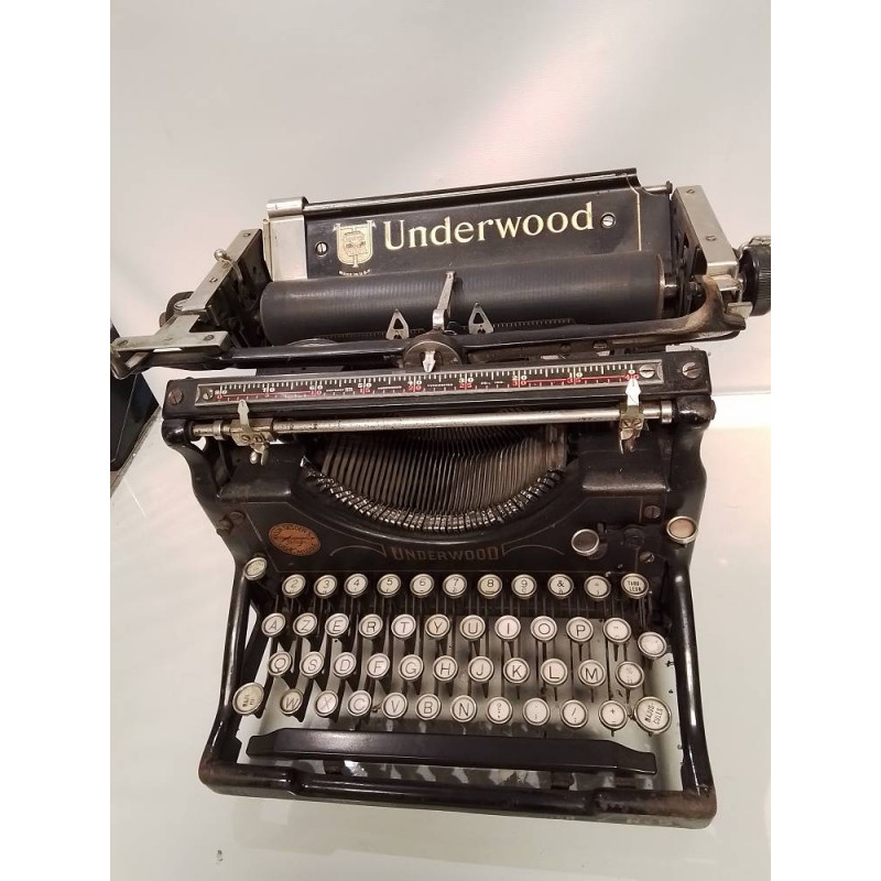 MACHINE A ECRIRE ANCIENNE UNDERWOOD N°5