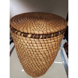 PANIER A LINGE ROTIN