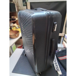 VALISE NOIRE CODE 284