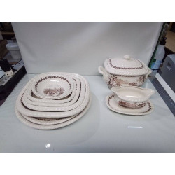 LOT DE PLATS VILLEROY ET...