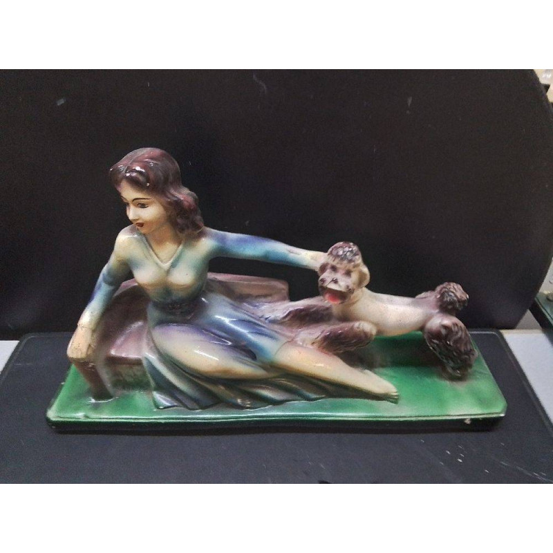 STATUETTE PLATRE ANCIENNE FEMME CHIEN