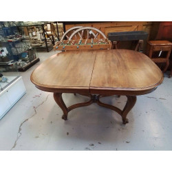 TABLE STYLE LOUIS XV...
