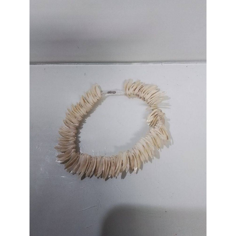 COLLIER NACRE