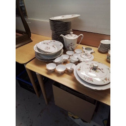 SERVICES PORCELAINE MOTIF...