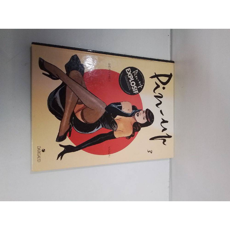 BANDE DESSINÉE PIN UP 3