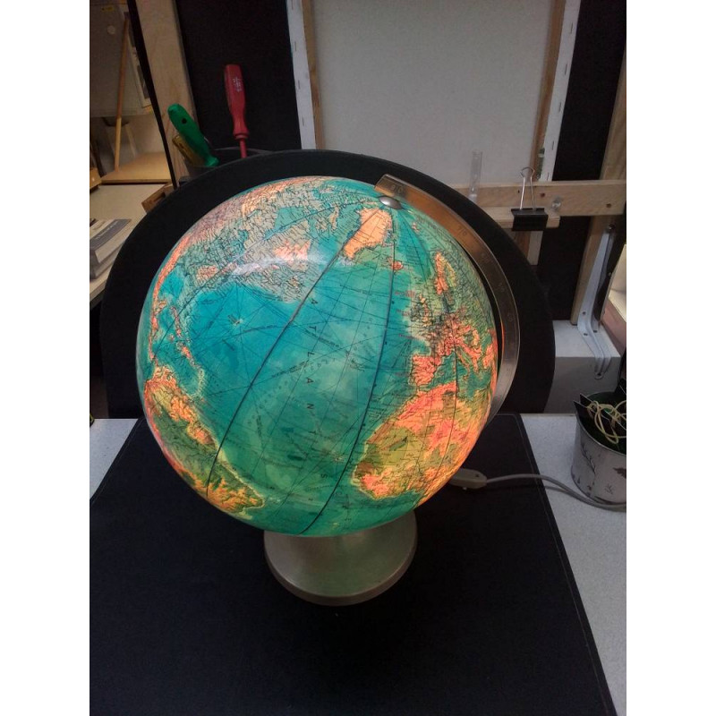GLOBE TERRESTRE LUMINEUX 