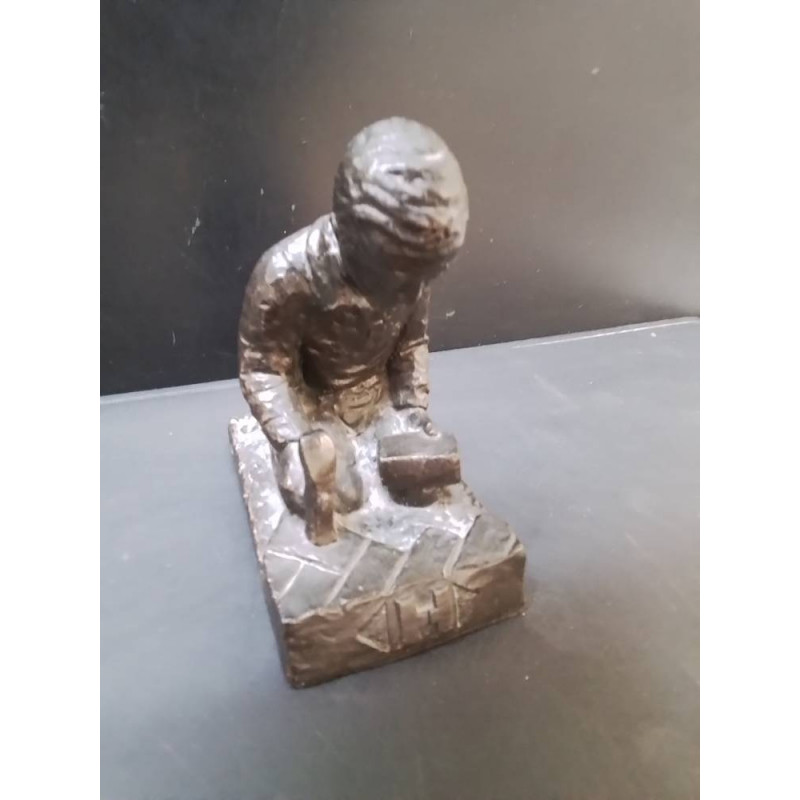 STATUETTE RESINE