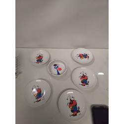 SUITE DE PETITES ASSIETTES...
