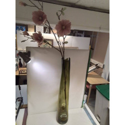 VASE VERRE VERT + FLEURS SIA