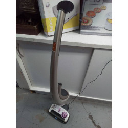 ASPIRATEUR BALAI 
