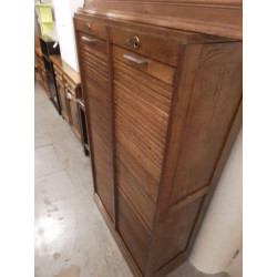 MEUBLE DOUBLE RIDEAUX 