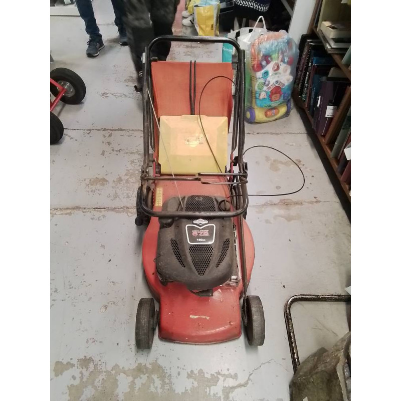 TONDEUSE THERMIQUE AUTOTRACTEE WOLF GARTEN 2,48XC