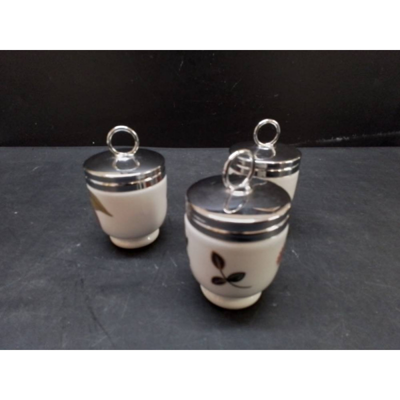 LOT POTS PORCELAINE ROYAL WORCESTER