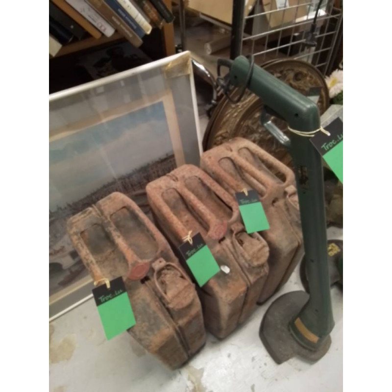 JERRYCAN 