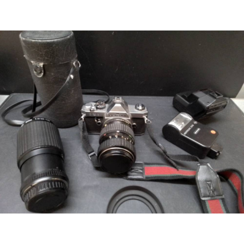 APPAREIL PHOTO PENTAX + ACCESSOIRES 