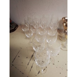 LOT DE VERRES CRISTAL  CISELÉ 