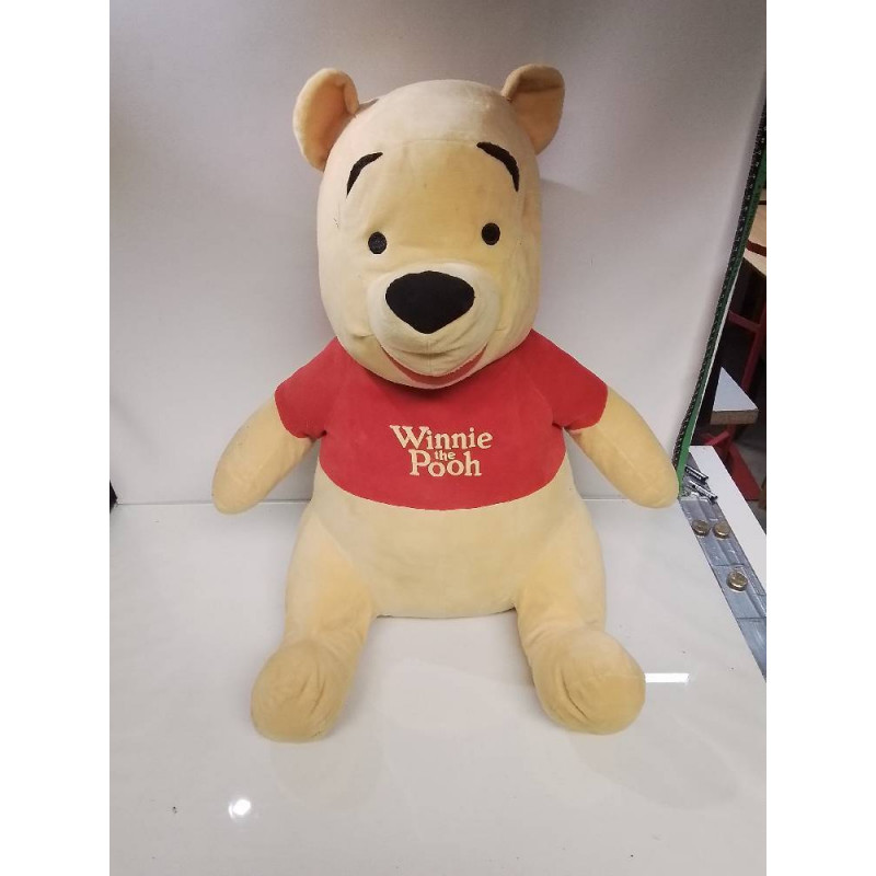 PELUCHE WINNIE L’OURSON 
