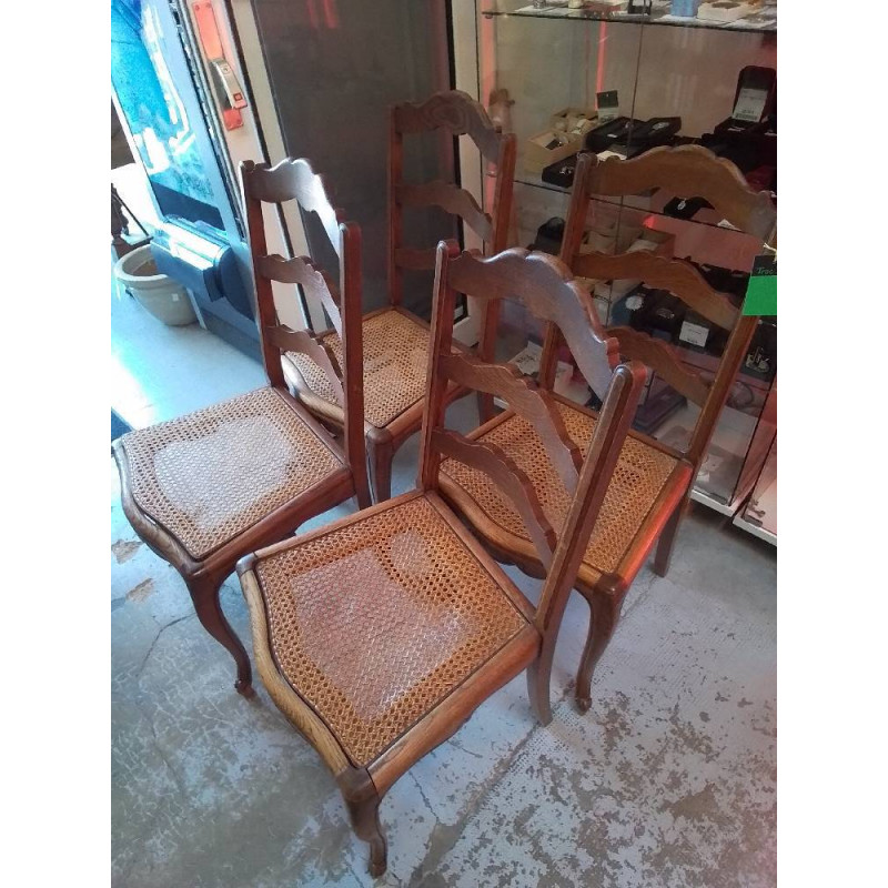 LOT DE 4 CHAISES CANNAGE 