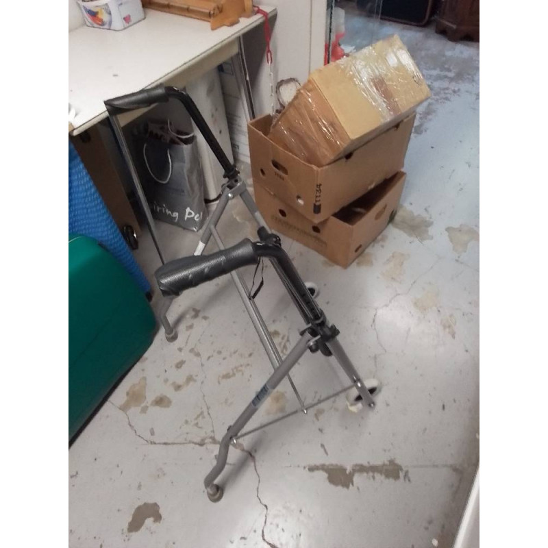 DEAMBULATEUR 