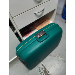VALISE RIGIDE VERTE CODE 831