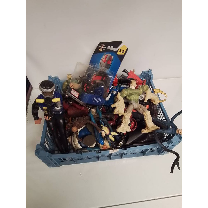 LOT FIGURINES MARVEL 